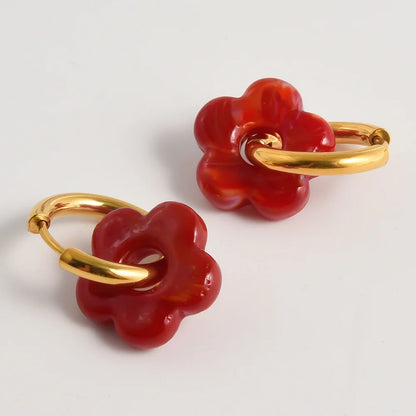 Créoles fleur en verre bordeaux, finition dorée – JoliFleur